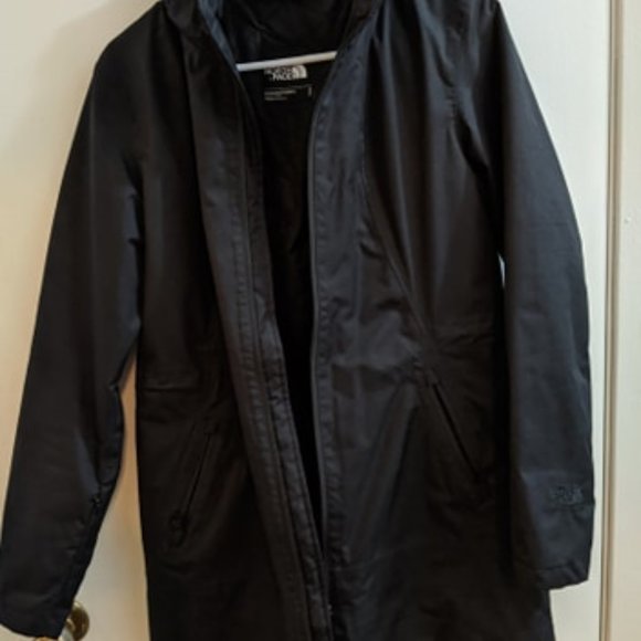 North Face Lined Rain Coat - Picture 6 of 7